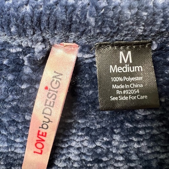 Love‎ By Design Soft Blue Crewneck Comfy Sweater Pullover Size Medium - Picture 3 of 6